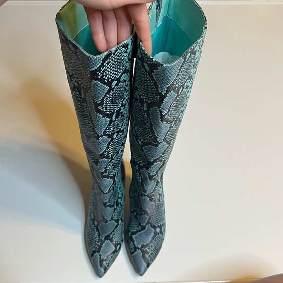 Gianni Bini Lennoxe Snake Print Leather Stilleto Heel Boots Teal Black 6.5 - Picture 9 of 12